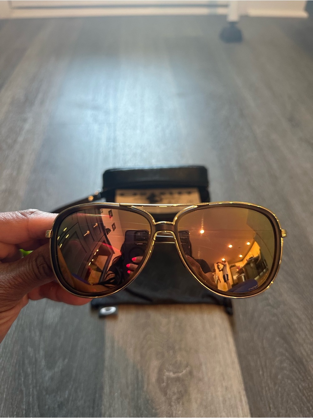 Oakley Split Time Aviator Sunglasses with Mirrored Brown Lenses - Picture 6 of 7